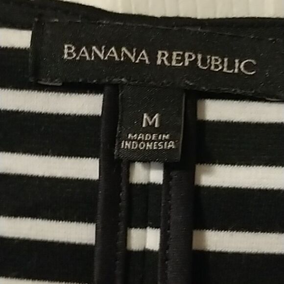 Banana Republic stripped long bell sleeve knit dress size M - Picture 7 of 8